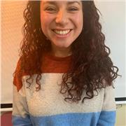 Profesora de Biología y Cs. Naturales desde 6to básico a 4to año medio